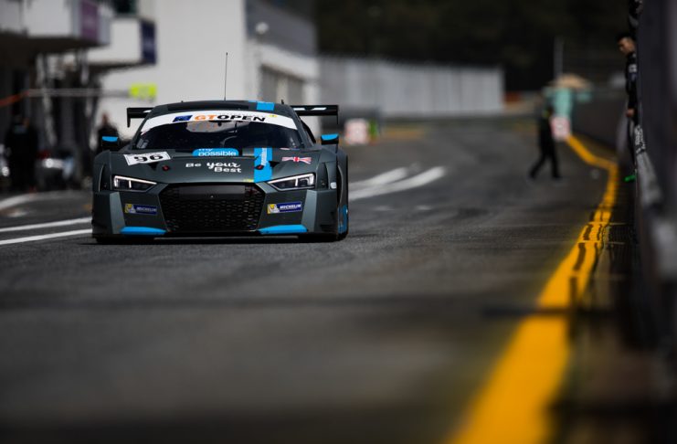 Heartbreak for Optimum as gearbox failure denies Estoril GT Open victory