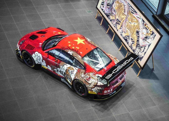 http://d24c1jjhvw5da9.cloudfront.net/fr/wp-content/uploads/sites/2/2018/11/5.-FIA-GT-Nations-Cup-Team-China-Special-livery-created-by-artist-Wu-Junyong-696x497.jpg