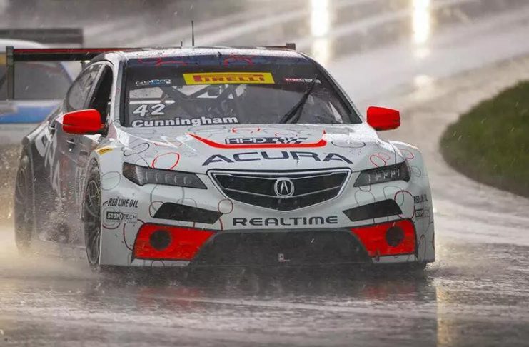 Peter Cunningham et RealTime Racing à Pikes Peak avec une Acura TLX modifiée