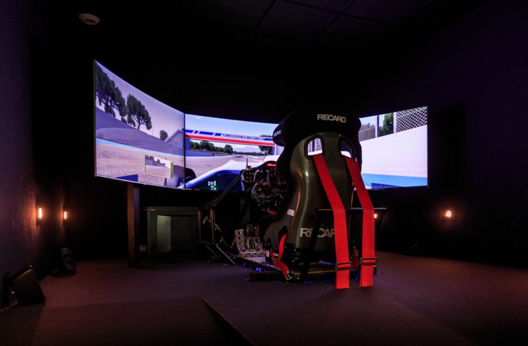 En visite au centre d’entraînement du Duqueine Engineering