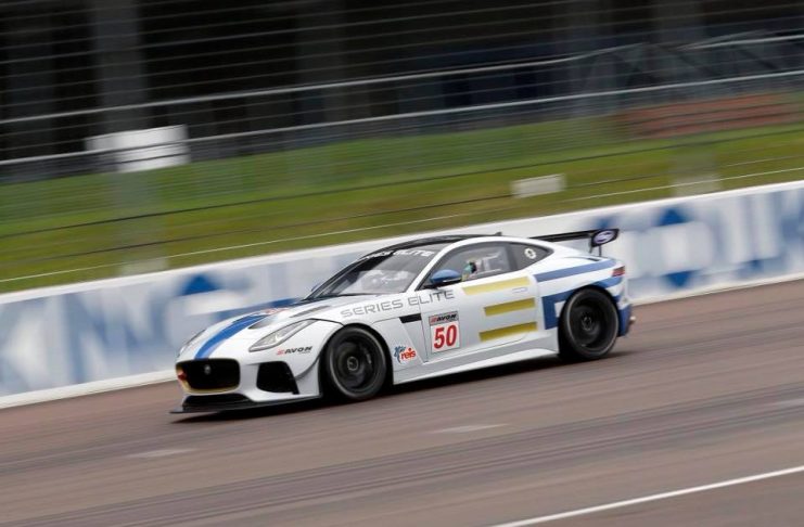 20 Jaguar F-Type GT4 en Series Elite dès 2019