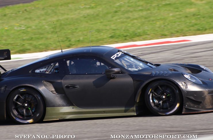 La nouvelle Porsche 911 GT3-R débusquée à Monza