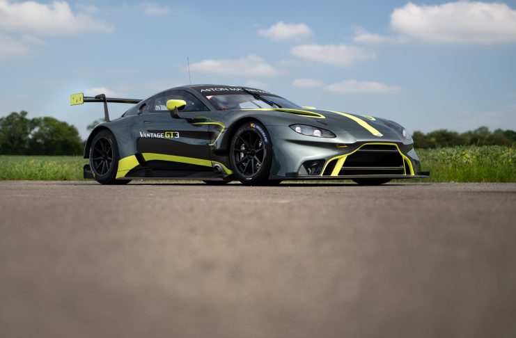 VLN8 : la nouvelle Aston Martin Vantage GT3 en piste avec Martin/Turner