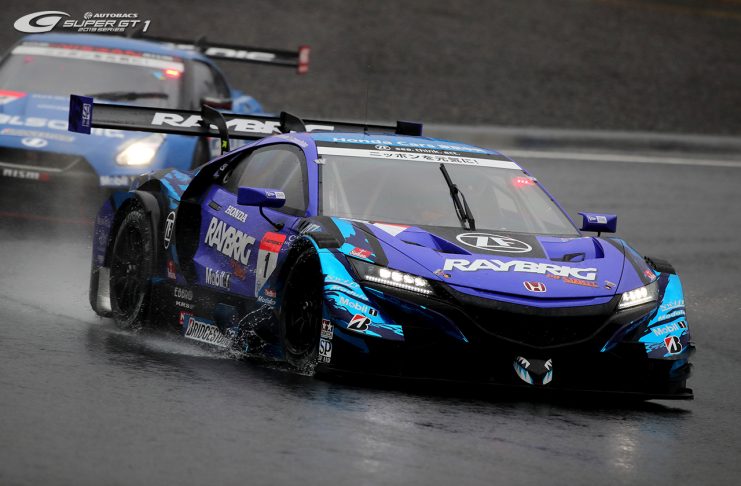Vidéo : embarquez avec Yamamoto et Tsukakoshi sous la pluie à Okayama