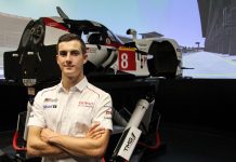 Thomas Laurent en visite chez Toyota