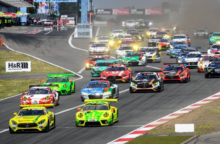 Vidéo : le début de course chez Porsche