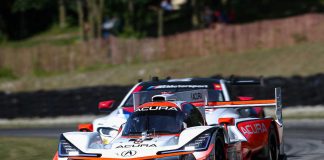 Road America, Libres 1 et 2 : Acura devant…