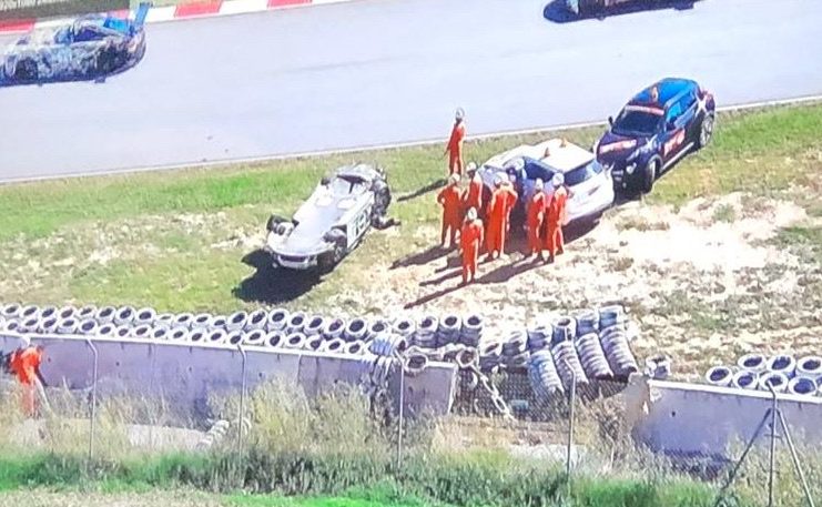 Gros crash de la Porsche 911 GT3-R Dinamic Motorsport, safety car