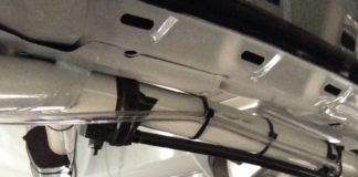 ‘T’es venu sur un circuit, t’as bien un selfie à nous montrer…’