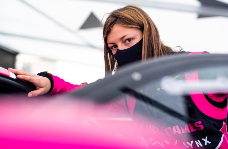 Doriane Pin (Iron Lynx) : “Beaucoup de personnes aimeraient piloter une Ferrari à 17 ans”